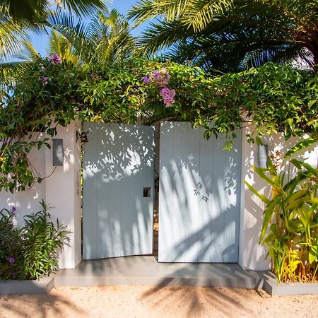 Le Mandala Moris Guesthouse Pointe Aux Canonniers Grand Bay Ngoại thất bức ảnh